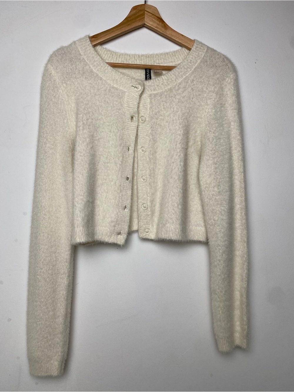 H&M Cream Fuzzy Cropped Button Cardigan
